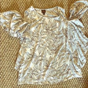 Worthington Cold Shoulder Large Black & White top